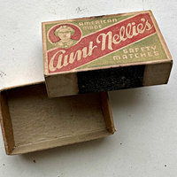 SOLD: Vintage Aunt Nellie's Safety Match Box
