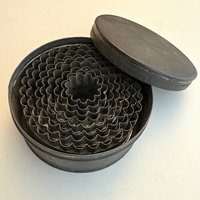 SOLD: Vintage Crinkle Edge Nested Cookie Cutters in Tin