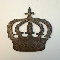 Rusty Metal Crown Embellishment