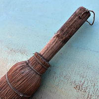 Vintage Chinese Straw Brush