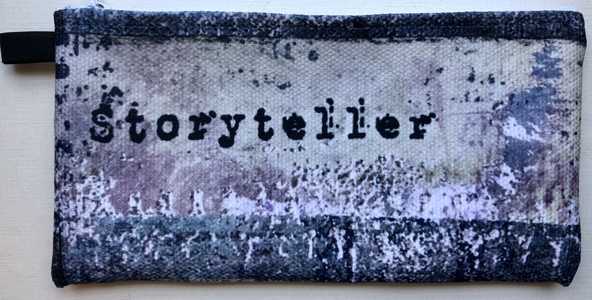 Zip It: Storyteller Small Art Carry-All