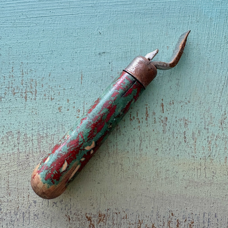 SOLD: Vintage Can Opener