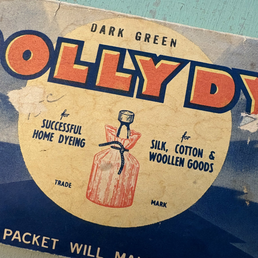 Vintage Dolly Dye: Dark Green