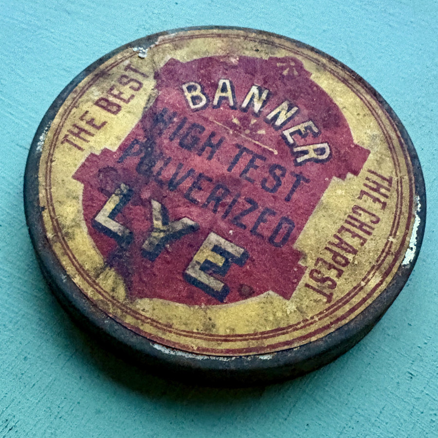 SOLD: Banner Lye Tin Lid
