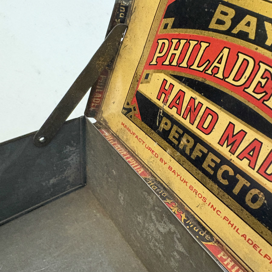 SOLD: Vintage Tin Cigar Box: Philadelphia Handmade