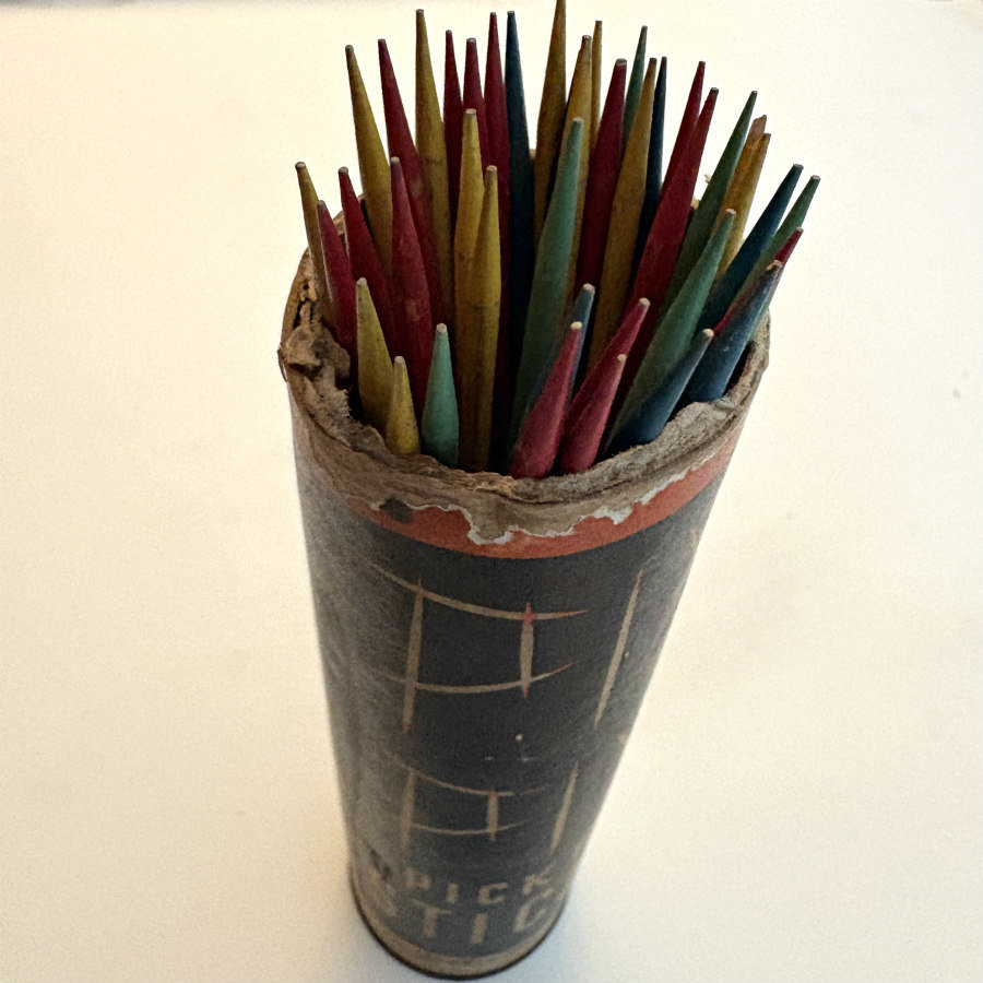 Vintage 1937 Pick up Sticks 