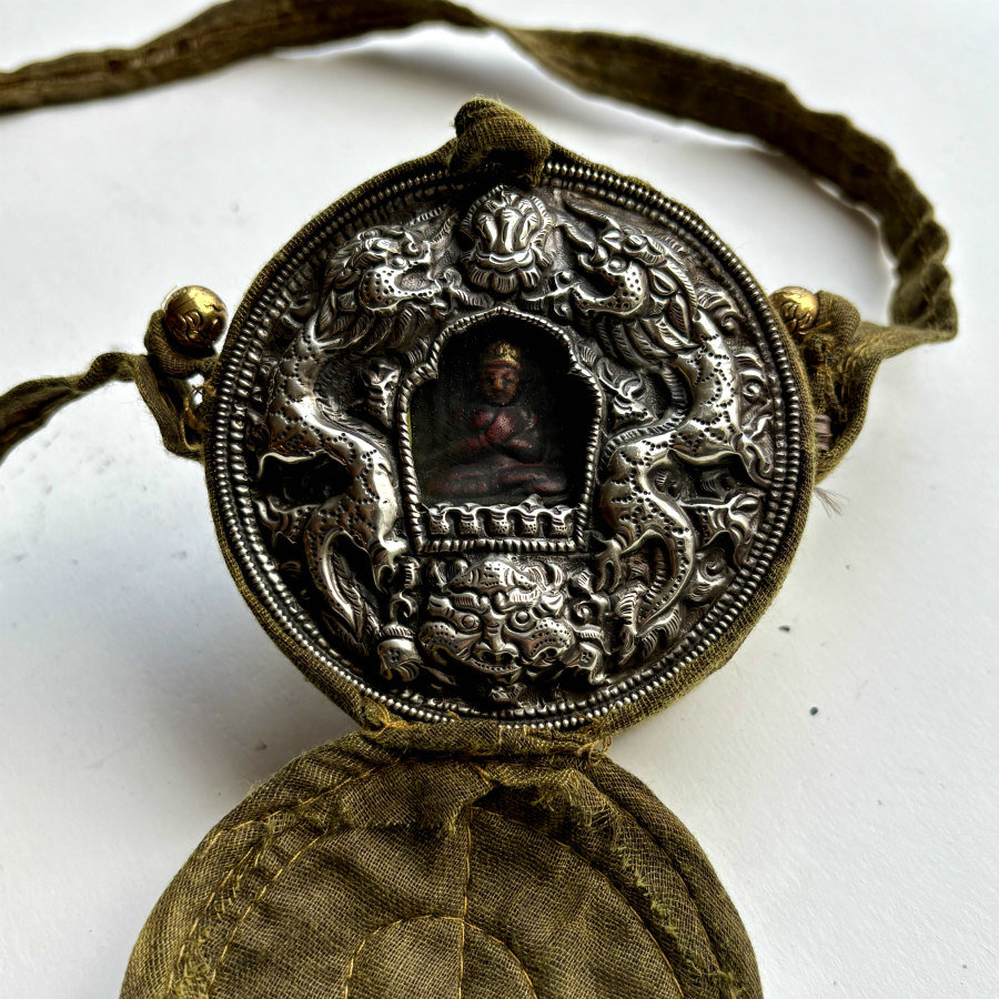 Tibetan Prayer Box Necklace: Round 