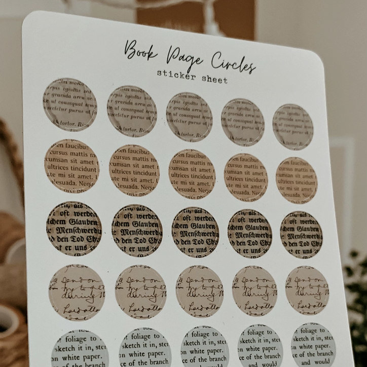 Savannah Scribbles Circle Stickers: Book Page