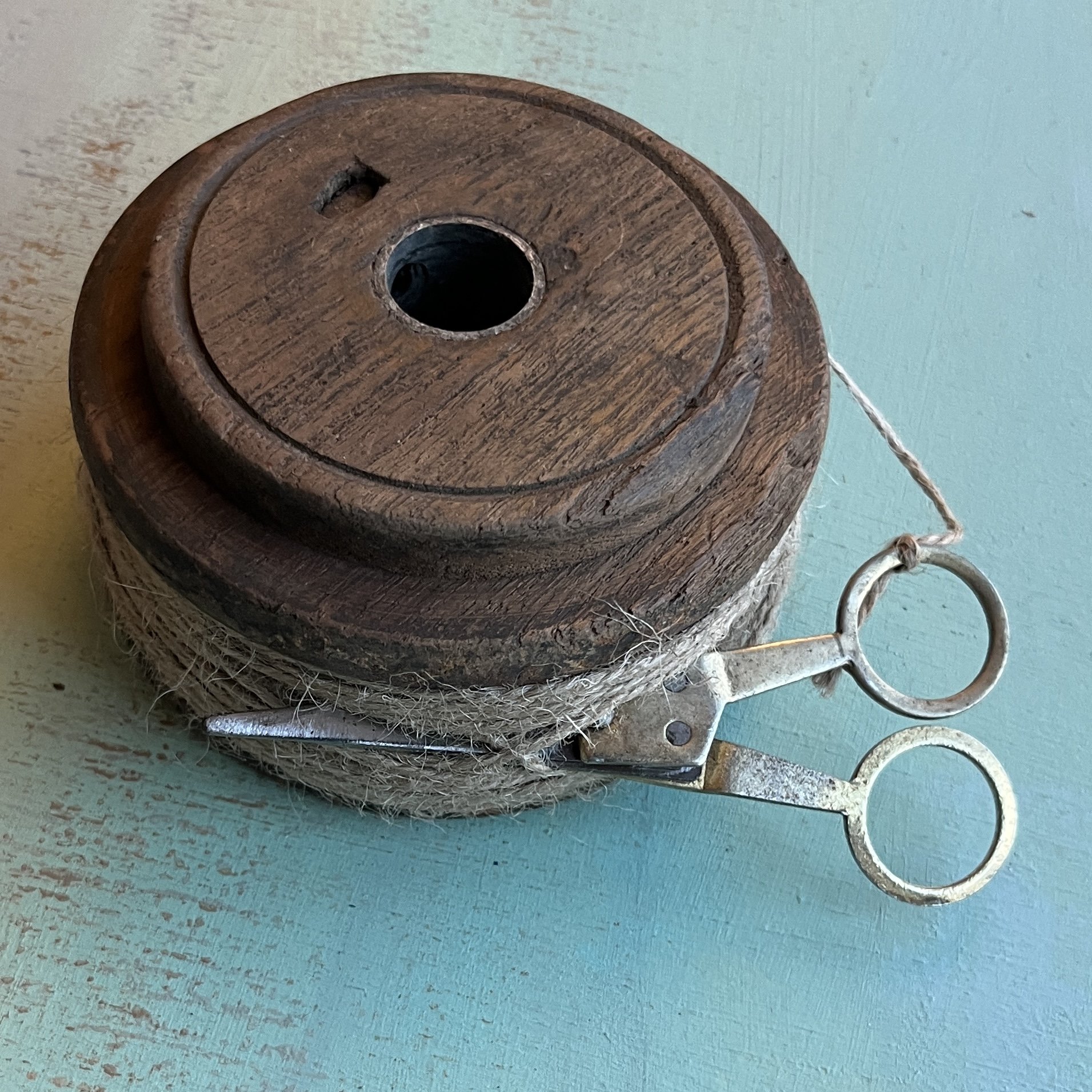 Antique Flat Twine Spool with Scissors