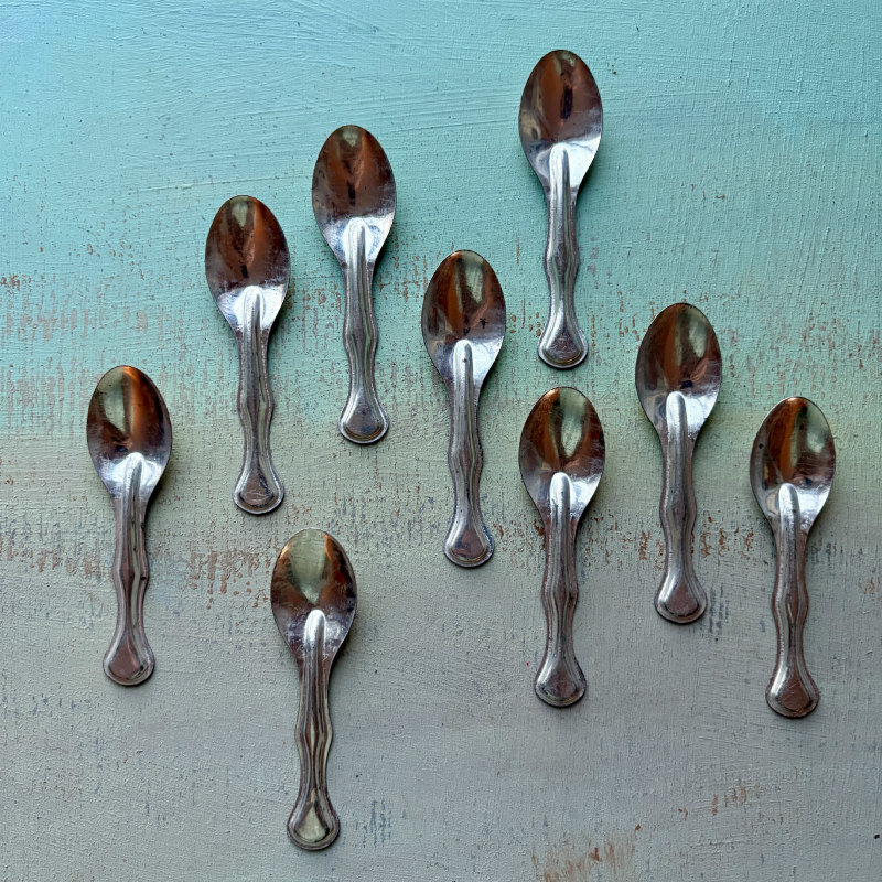 SOLD: Vintage Metal Ice Cream Spoon Set 2