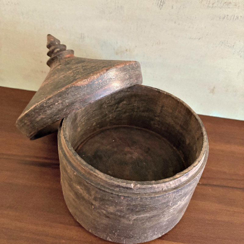 SOLD: Tika Pot 1