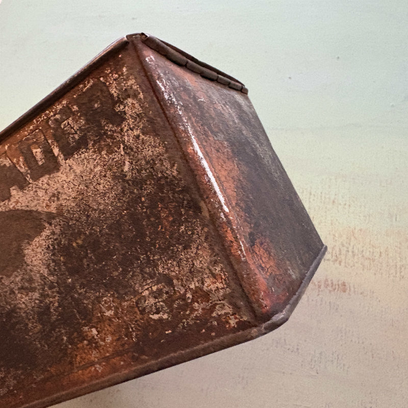 Vintage Metal Slot Box: Union Leader
