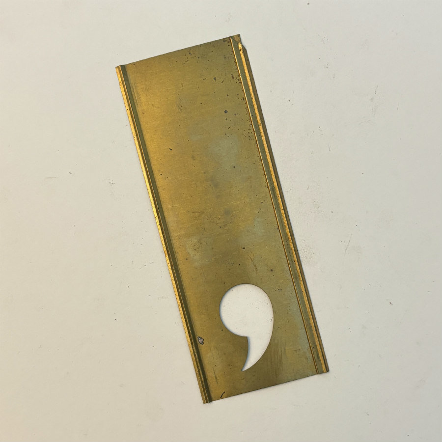 Large Apostrophe/Comma Brass Stencil