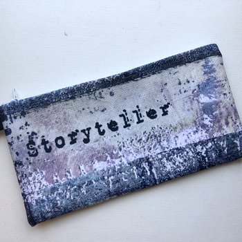 Zip It: Storyteller Small Art Carry-All
