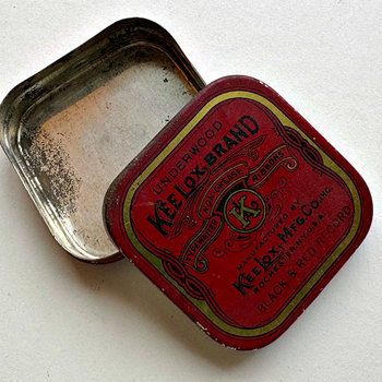 SOLD: Vintage Red Tin: Kee Lox Typewriter Ribbon