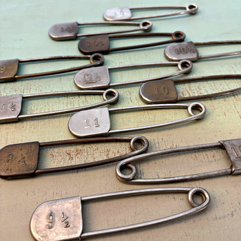SOLD: Vintage Metal Numbered Launders Safety Pin: Large 