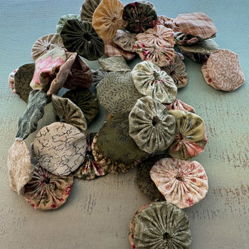 SOLD: Vintage Yo-Yo Garland: 7+ feet